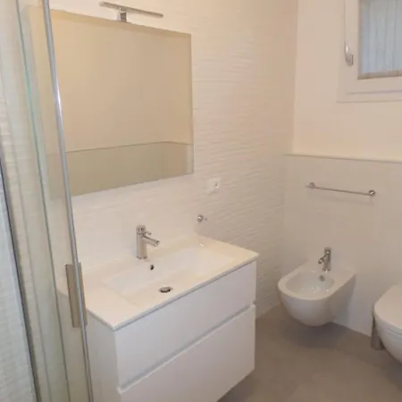Apartment New Flat In A With Pool And Jacuzzi