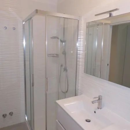 New Flat In A With Pool And Jacuzzi Apartment *